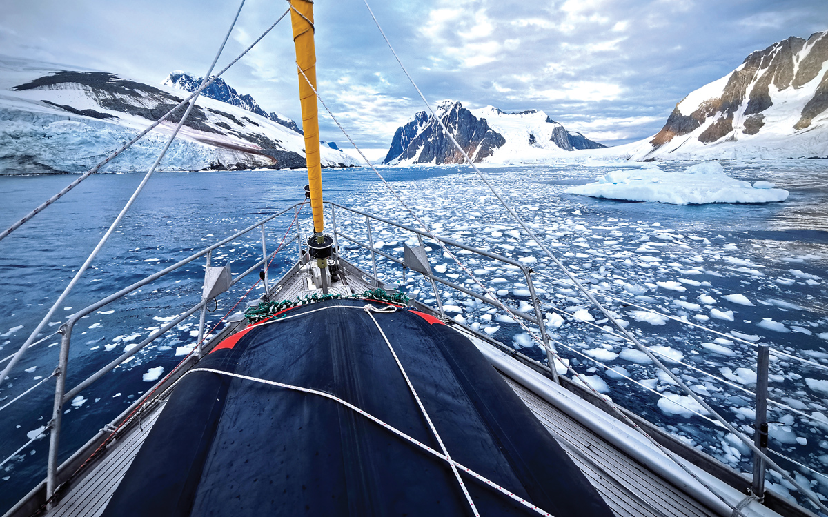 sailing-antarctica-nick-moloney-Ocean-Tramp-ketch-Lemaire-Channel